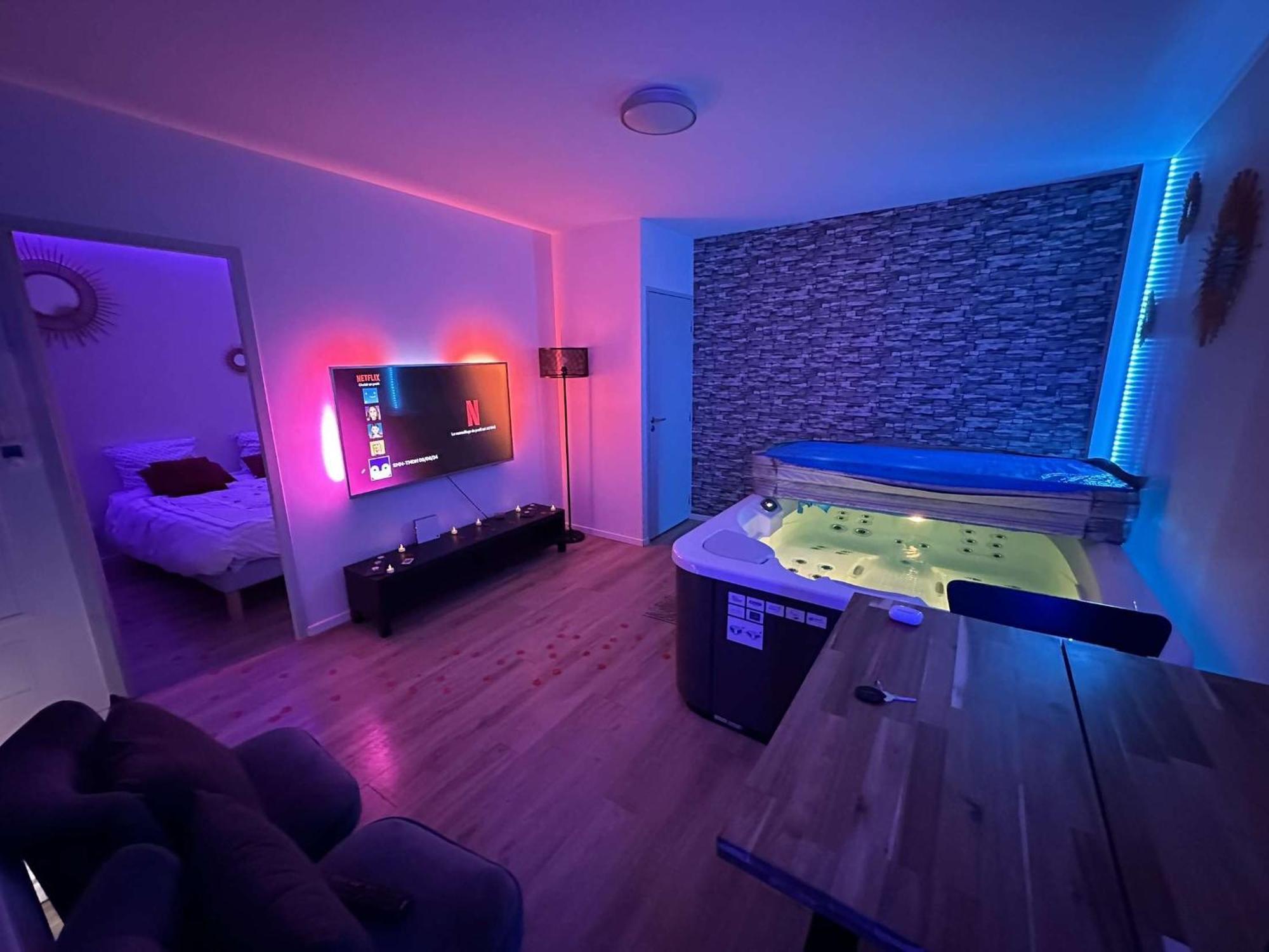 Privatespa Love Room Jacuzzi Privatif Тулуза Екстериор снимка